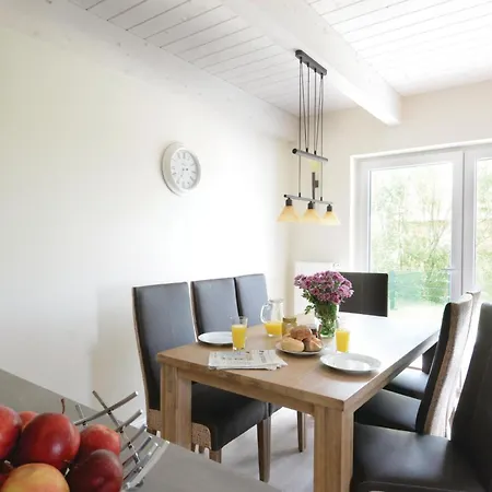 4 Bedroom In