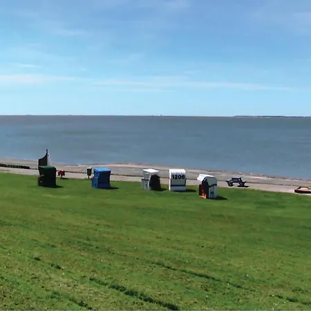 בית נופש 4 Bedroom In *